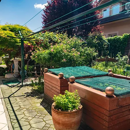 Moritz With Sauna Apartman *